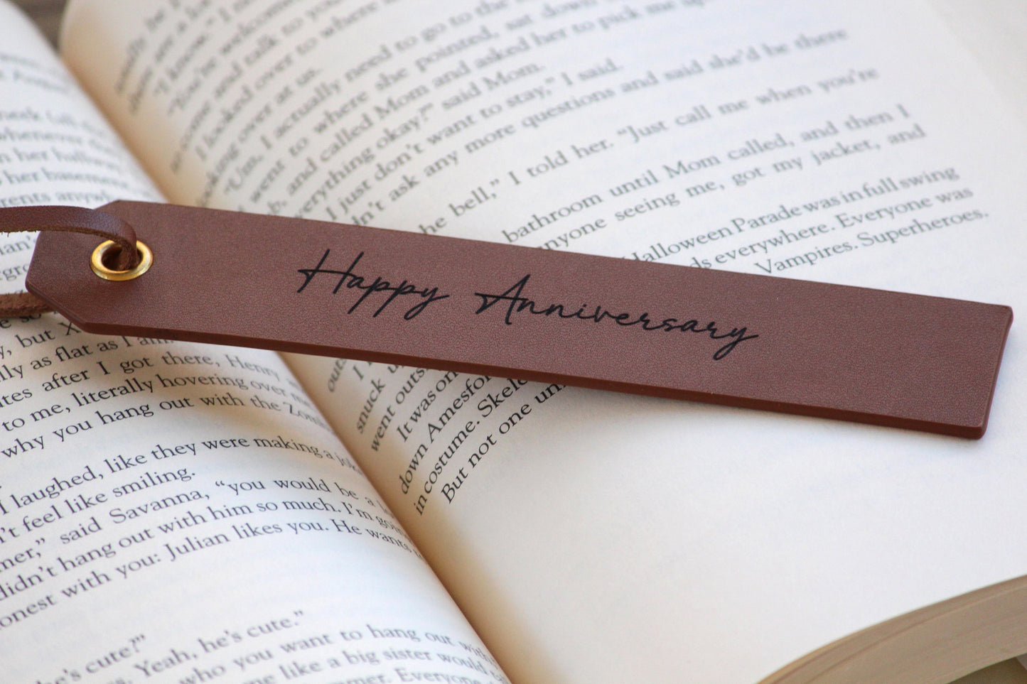 Personalized Leather Bookmark,Book Lover, Christmas Gift for Readers, 3 Year Leather Anniversary,Favorite Quote,Bible Scripture