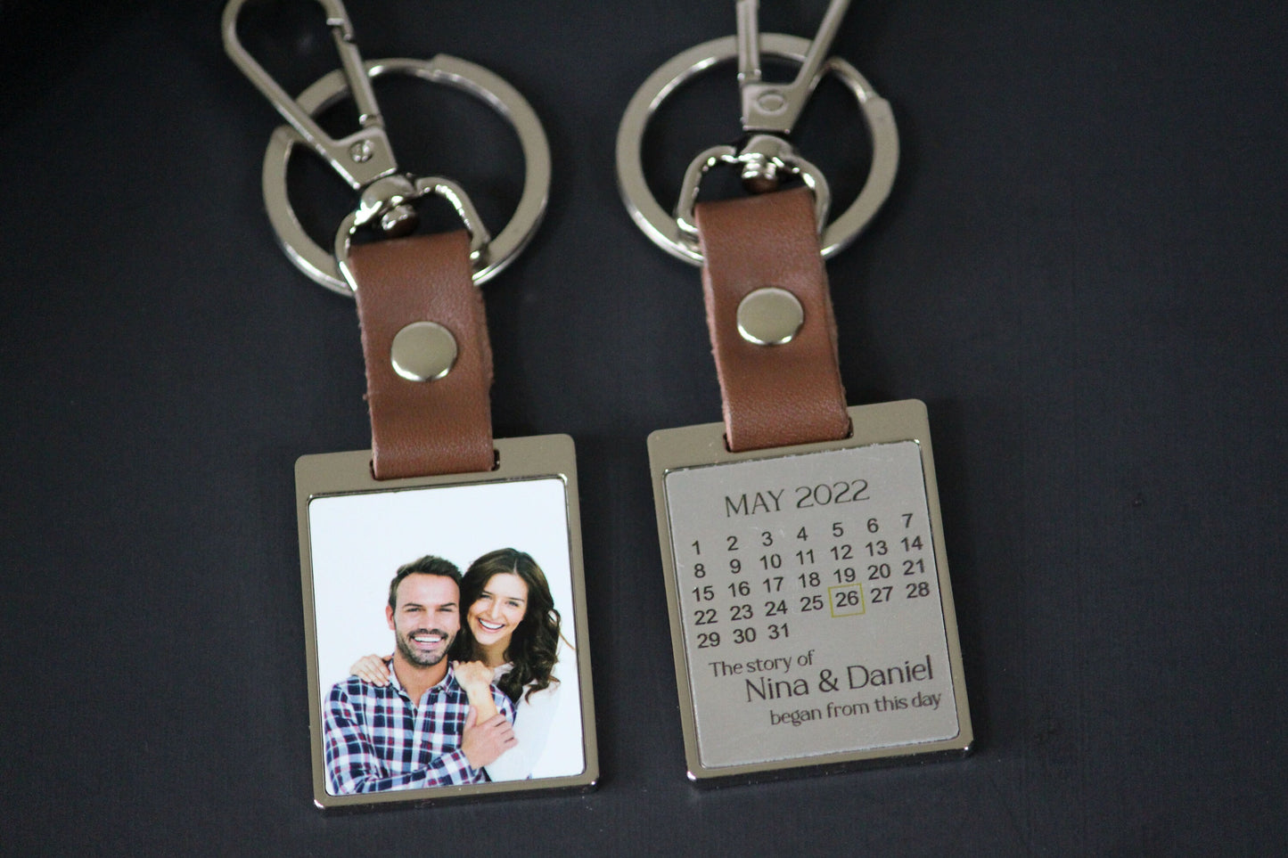 Father's Day Gifts, Personalized Leather Multi Photo Keychain, Drive Safe, First Time Dad Mom Gift - Birthday, Anniversary Calendar Date